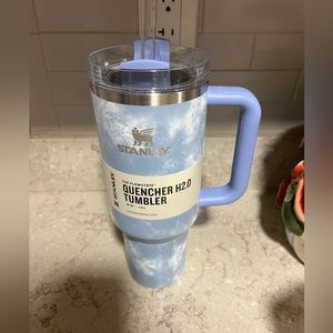 Stanley 40oz Stainless Steel Adventure Quencher Tumbler -
Wisteria Tie Dye